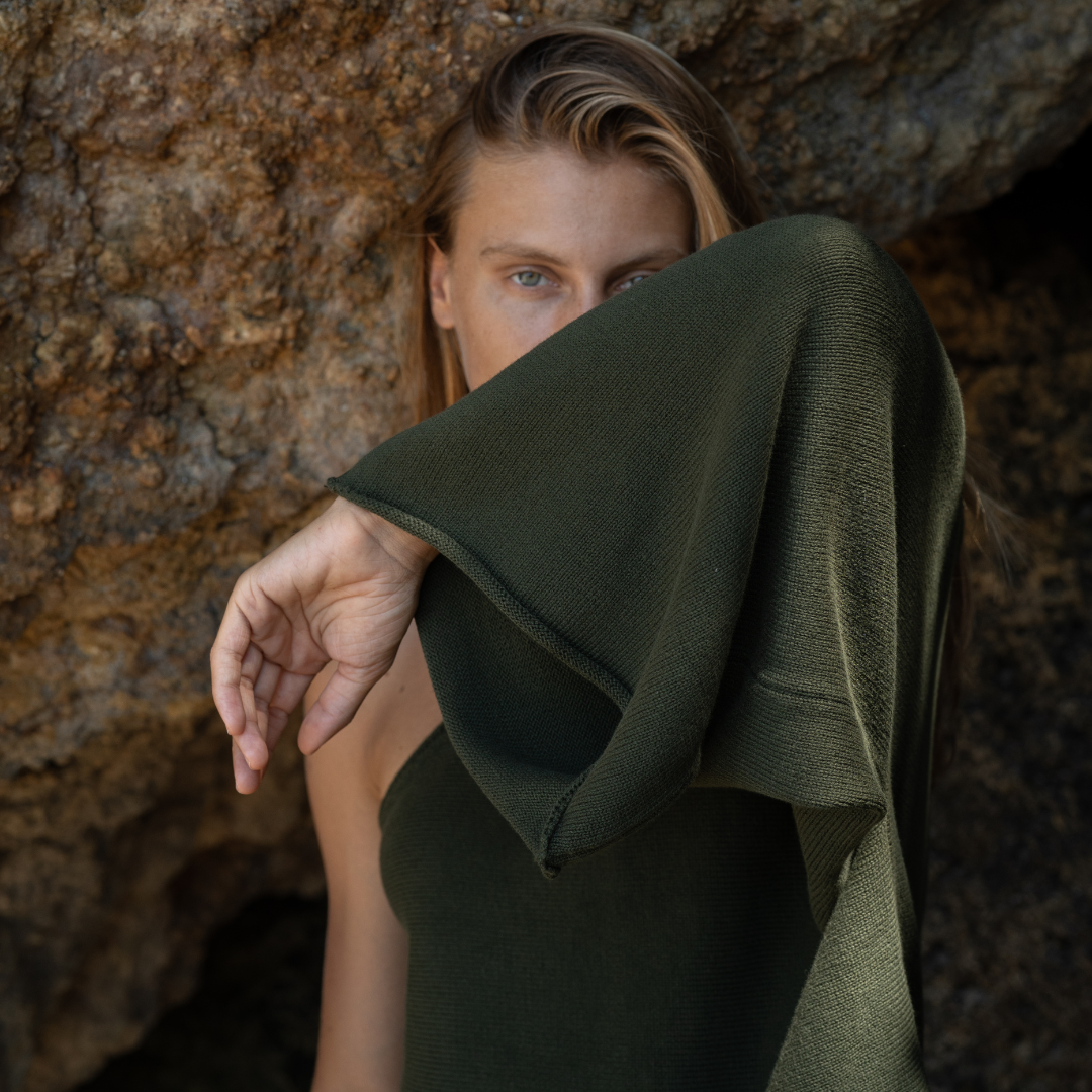 NEW COLOUR // OLIVE