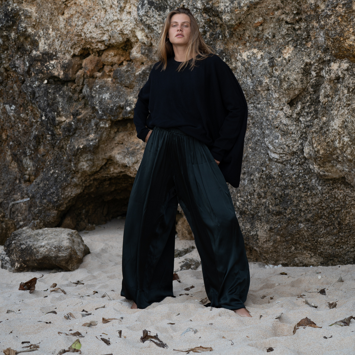 CLIVE - BLACK SILK Voluminous Pant