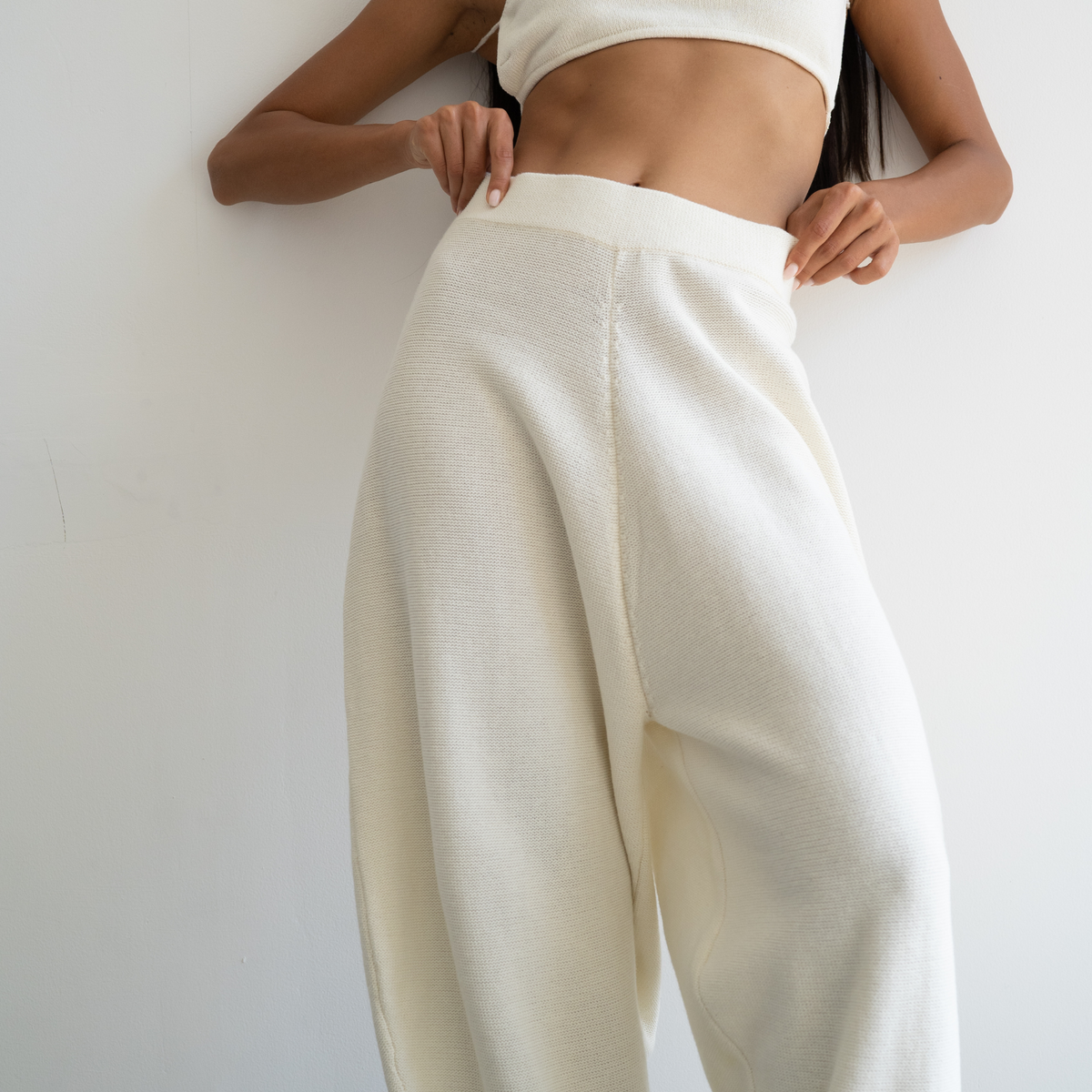 ELKE - CREAM Knit Volume Pant