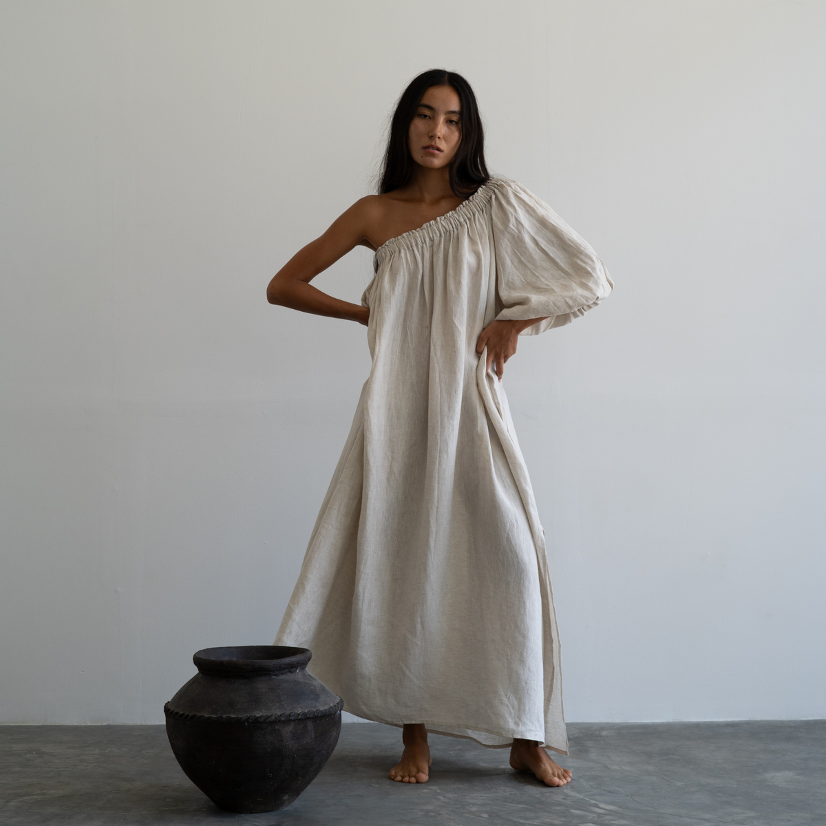 ODETTE - NATURAL Linen Gown