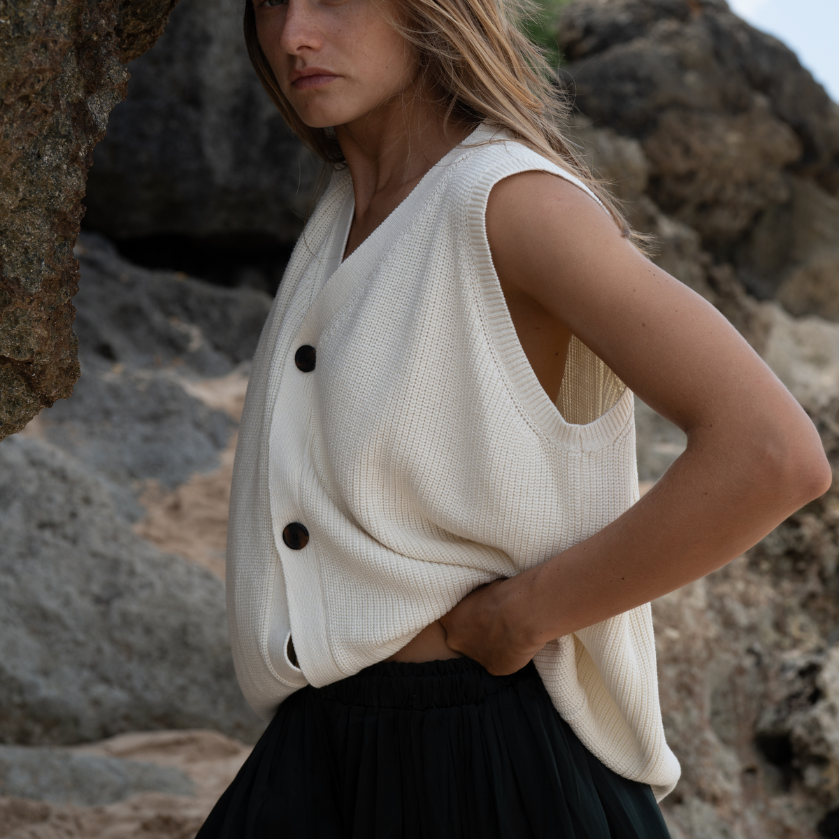 ARTHUR -  CREAM Buttoned Knit Vest