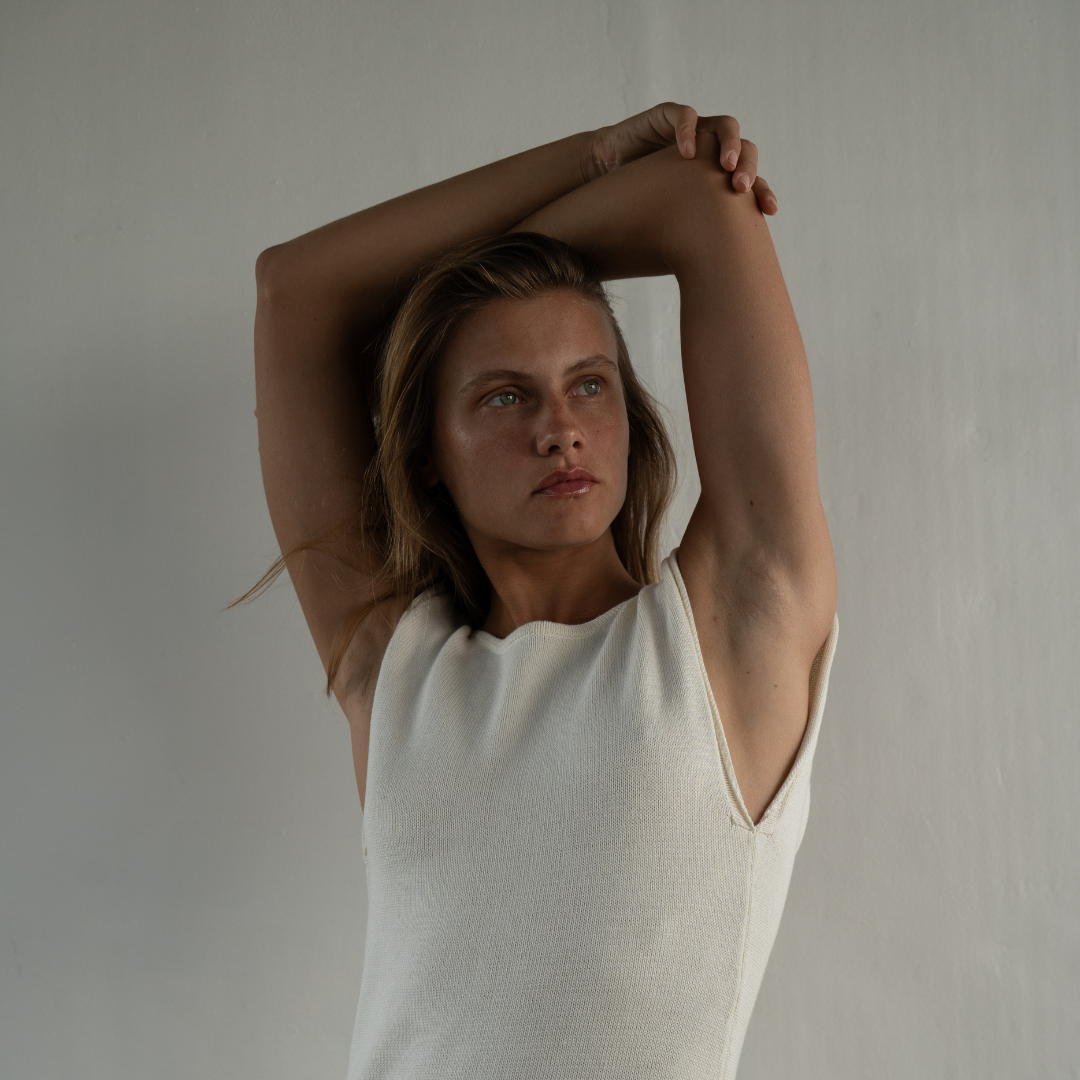 THEA - CREAM Scoop Back Knit Dress