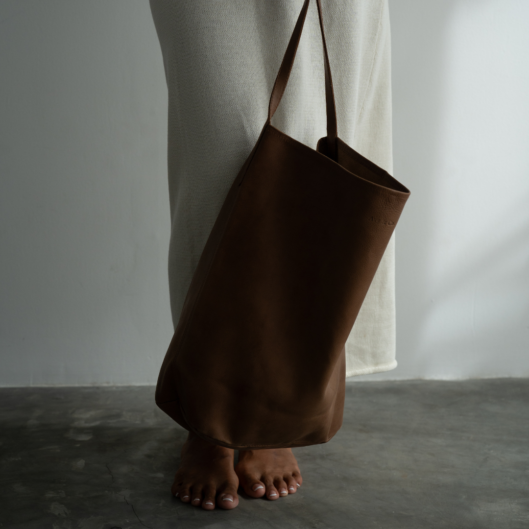 BUCKET - TAN Tote