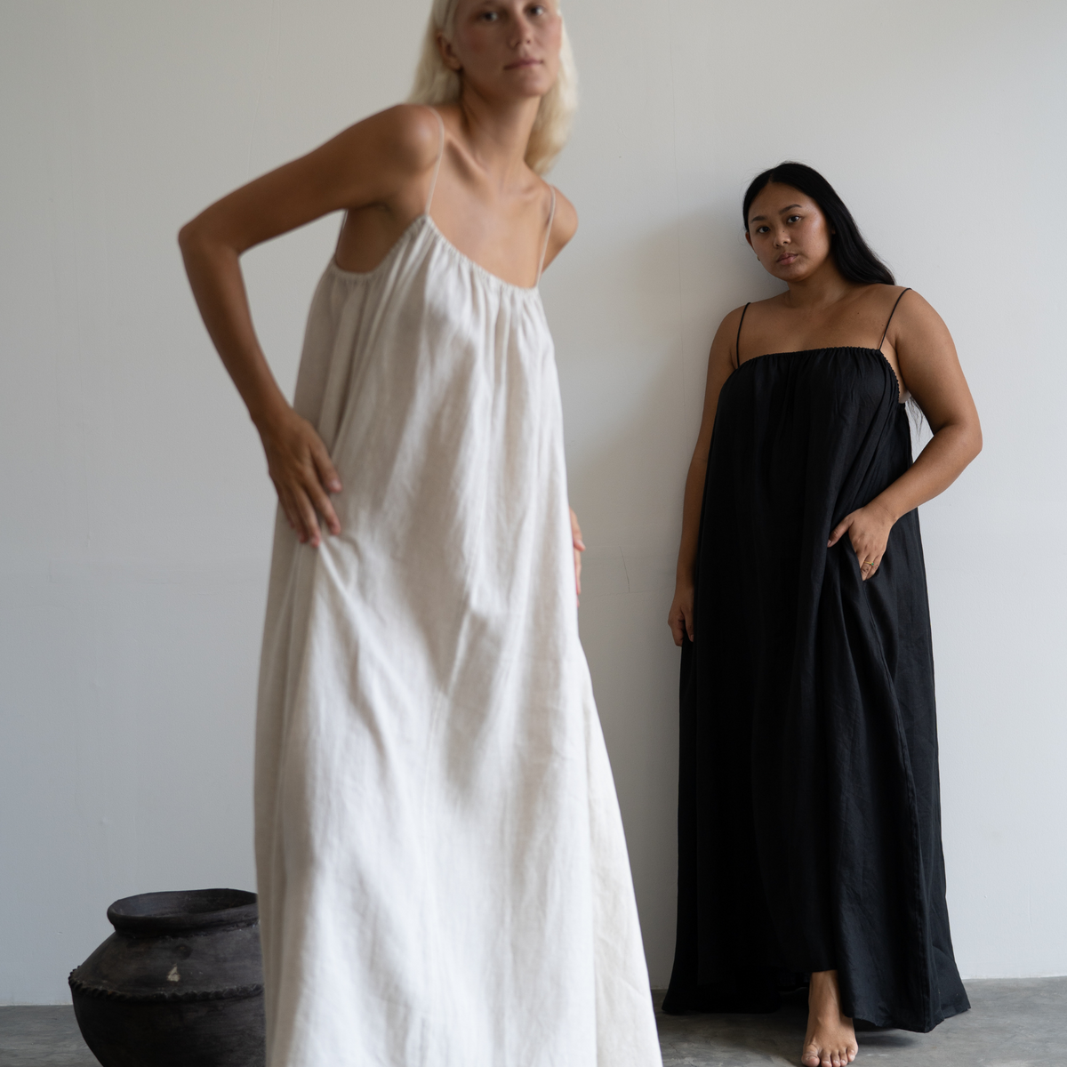PIA - BLACK Linen Dress