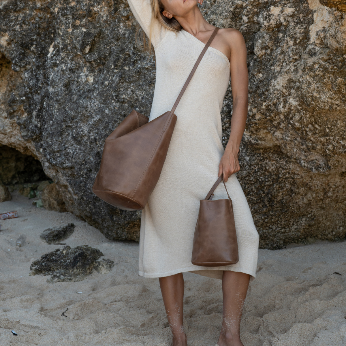 MINI BUCKET - TAN Tote