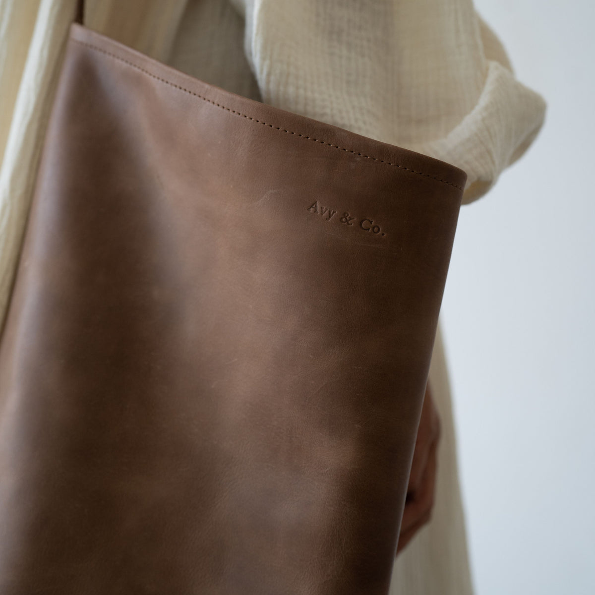 BUCKET - TAN Tote
