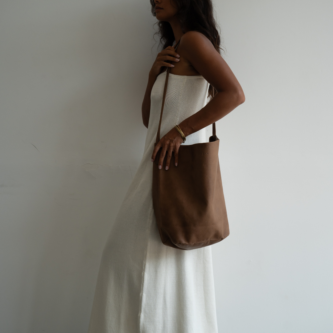 BUCKET - TAN Tote