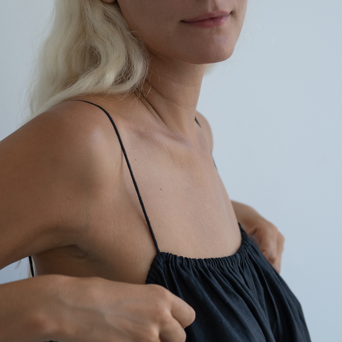 PIA - BLACK Linen Dress
