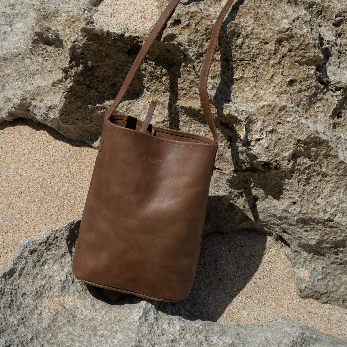 MINI BUCKET - TAN Tote