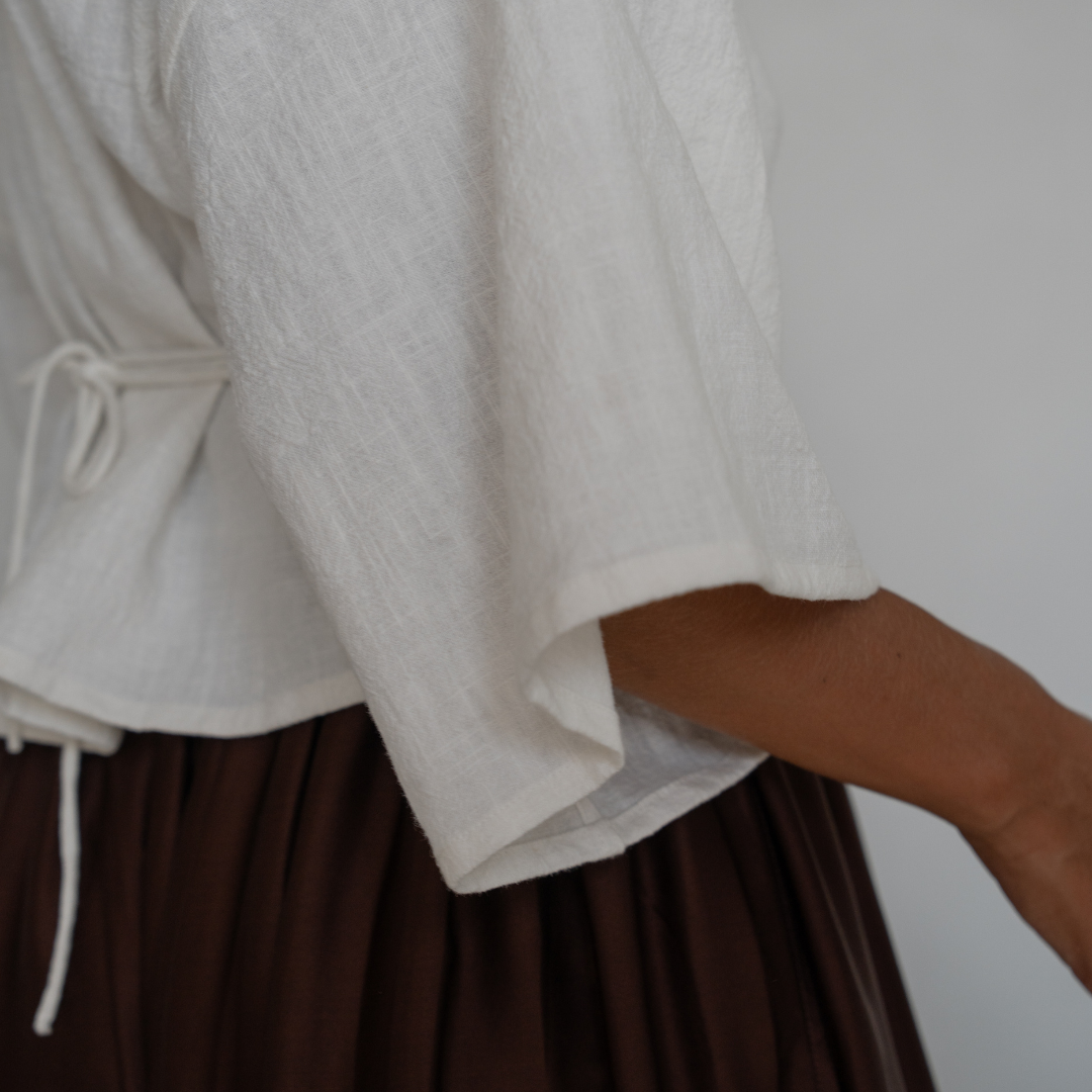ROMY - WHITE Wrap Ramie Top