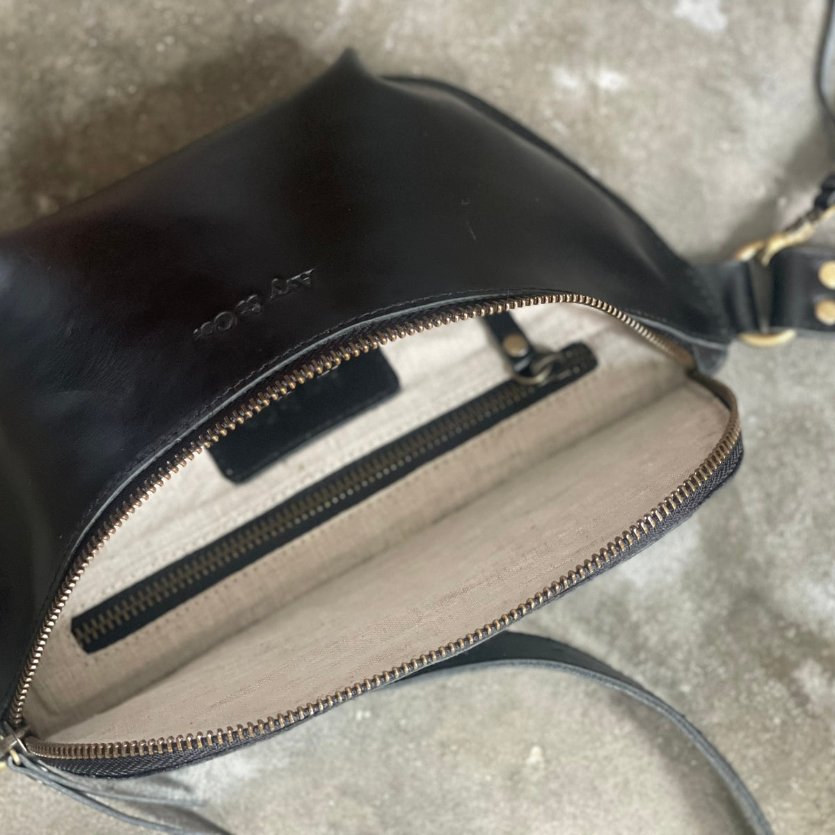 ARCHER - BLACK Belt Bag